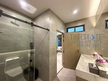 Luxury Modern 4 Bedroom Pool Villa Fully Furnished in Doi Saket for Sale