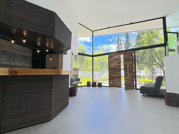 Casa de Lujo en Venta en Lomas del Valle, Zapopan, Jalisco