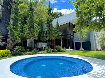Casa de Lujo en Venta en Lomas del Valle, Zapopan, Jalisco