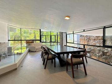 Casa de Lujo en Venta en Lomas del Valle, Zapopan, Jalisco