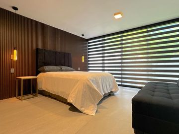 Casa de Lujo en Venta en Lomas del Valle, Zapopan, Jalisco