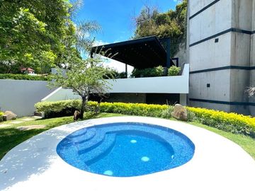 Casa de Lujo en Venta en Lomas del Valle, Zapopan, Jalisco