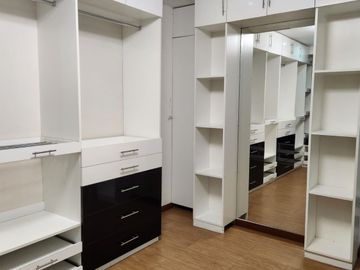 VENTA DE ESPECTACULAR DEPARTAMENTO EN MALECON 28 DE JULIO MIRAFLORES