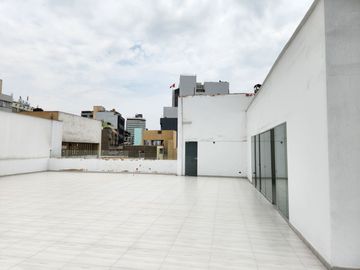 VENTA DE ESPECTACULAR DEPARTAMENTO EN MALECON 28 DE JULIO MIRAFLORES