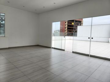 VENTA DE ESPECTACULAR DEPARTAMENTO EN MALECON 28 DE JULIO MIRAFLORES