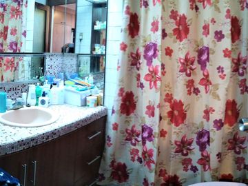 SURCO VENTA 1ER PISO (NO TIENE AIRES) 230 M2 3 DORM TERRAZA + JARDIN  + 1 COCHERA