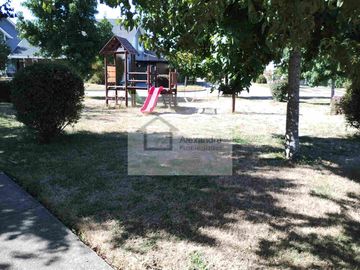 EN VENTA CASA EN EXCLUSIVO CONDOMINIO DE VALDIVIA