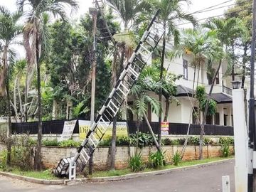 Rumah Area Komplek Mentri di Patra Kuningan Kuningan, Jakarta Selatan