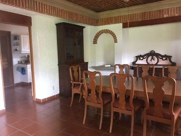 Excelente Residencia de muy buen gusto