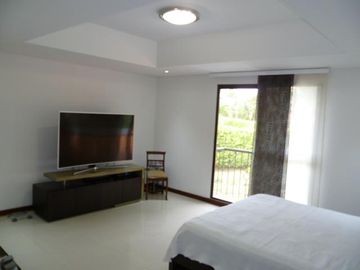 VENDO CONFORTABLE CASA CAMPESTRE SECTOR COLEGIO BRITISH SCHOOL
