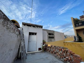 Casa Centrico para Remodelar / Centric House for Renovation
