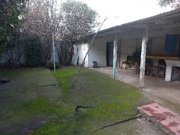 Casa Central  En Curicó,  V 1385-365-LR-06.22