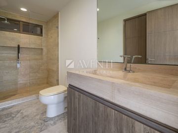 Departamento en Venta en Be Towers Condos en Puerto Cancún, Quintana Roo.