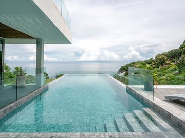 Luxurious contemporary six-bedroom pool villa