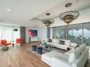 Luxurious contemporary six-bedroom pool villa