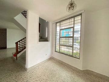 SE VENDE CASA, BARRIO LA PALMA, SINCELEJO.