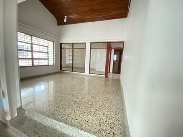SE VENDE CASA, BARRIO LA PALMA, SINCELEJO.