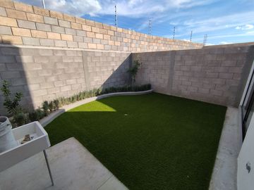 Casa en Venta en SLP, En privada, POZOS