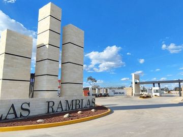 Casa en Venta en SLP, En privada, POZOS