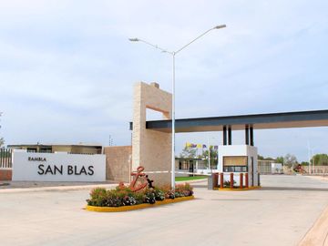 Casa en Venta en SLP, En privada, POZOS