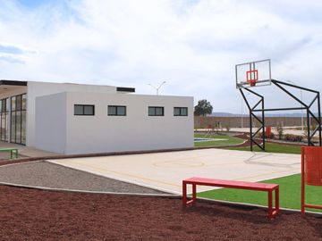 Casa en Venta en SLP, En privada, POZOS
