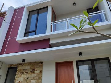 Rumah Teluk Bayur Sukmajaya Dekat Margonda,Baru 2 LANTAI Mewah Harga Murah di Kota Depok Jual Dijual