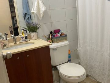 Se Vende hermoso y amplio dep Recoleta c/estac y bod