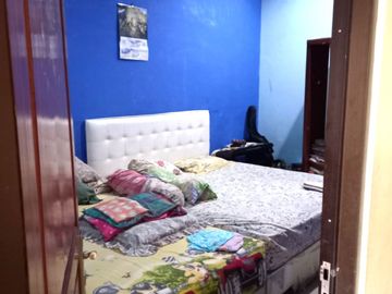 JUAL CEPAT!! Rumah Minimalis Tinggi dari Jalan di Sunter Hijau, Bisa Nego