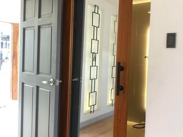 modern 3br house with parking