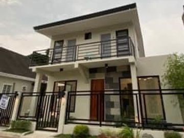 modern 3br house with parking