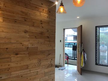 modern 3br house with parking