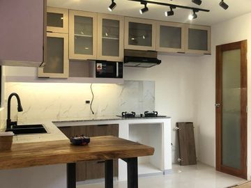 modern 3br house with parking