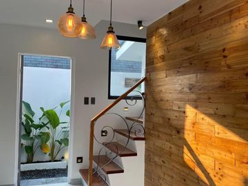 modern 3br house with parking