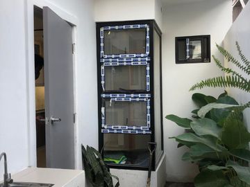 modern 3br house with parking
