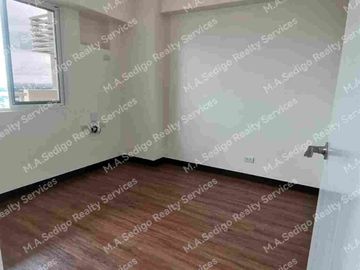 Unfurnished 1-BR Condo Unit with balcony at The Orabella for SALE