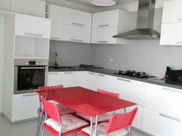 EN VENTA EXCLUSIVO DUPLEX EN LA URB. BELLO HORIZONTE - CAYMA