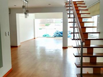 EN VENTA EXCLUSIVO DUPLEX EN LA URB. BELLO HORIZONTE - CAYMA