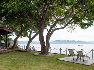 Lovely Villa in Anilao, Mabini for Sale for only Php115,000,000.