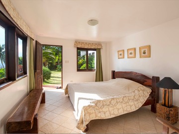 Lovely Villa in Anilao, Mabini for Sale for only Php115,000,000.