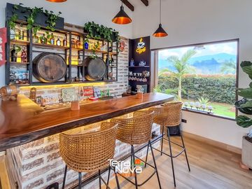 Finca en unidad cerrada con hermosa vista panorámica El Peñol