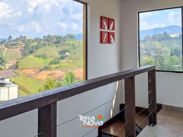 Finca en unidad cerrada con hermosa vista panorámica El Peñol