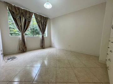 Ocasión! Venta de Lindo y Amplio Flat de 118 m² Urb. Portada del Sol La Molina