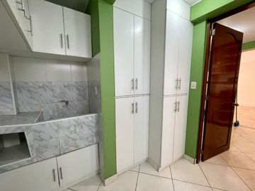Ocasión! Venta de Lindo y Amplio Flat de 118 m² Urb. Portada del Sol La Molina