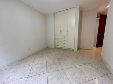 Ocasión! Venta de Lindo y Amplio Flat de 118 m² Urb. Portada del Sol La Molina