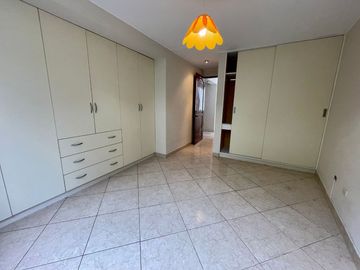 Ocasión! Venta de Lindo y Amplio Flat de 118 m² Urb. Portada del Sol La Molina