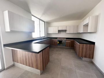 CASA NUEVA COTO AMATE EN BOSQUES VALLARTA