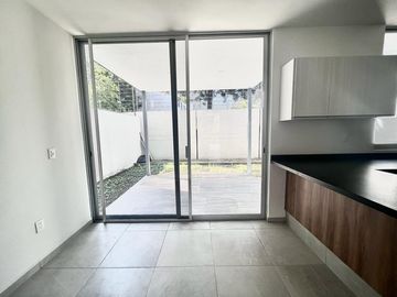 CASA NUEVA COTO AMATE EN BOSQUES VALLARTA