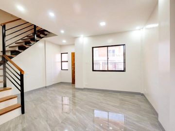 3 Bedrooms House and Lot For Sale in Greenland Cainta