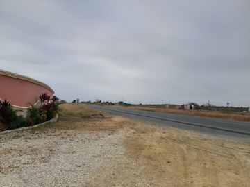 VILLAMIL PLAYAS FINCAS COLINAS DEL PACIFICO VENDO HOSTAL EN FUNCIONAMIENTO