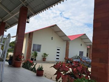 VILLAMIL PLAYAS FINCAS COLINAS DEL PACIFICO VENDO HOSTAL EN FUNCIONAMIENTO